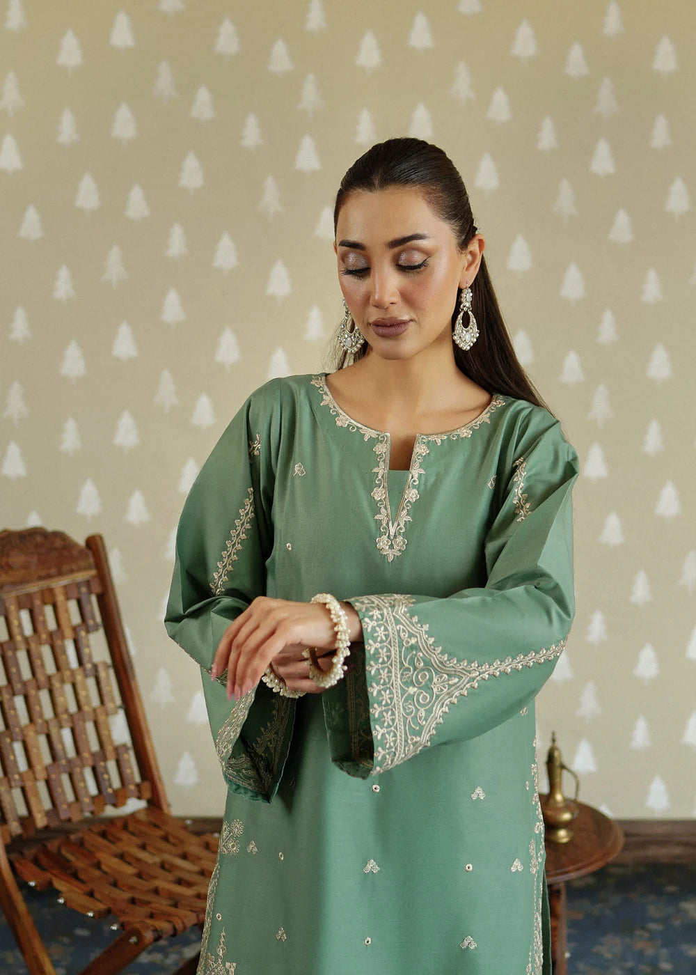 Laiba 2 Pc Stitched