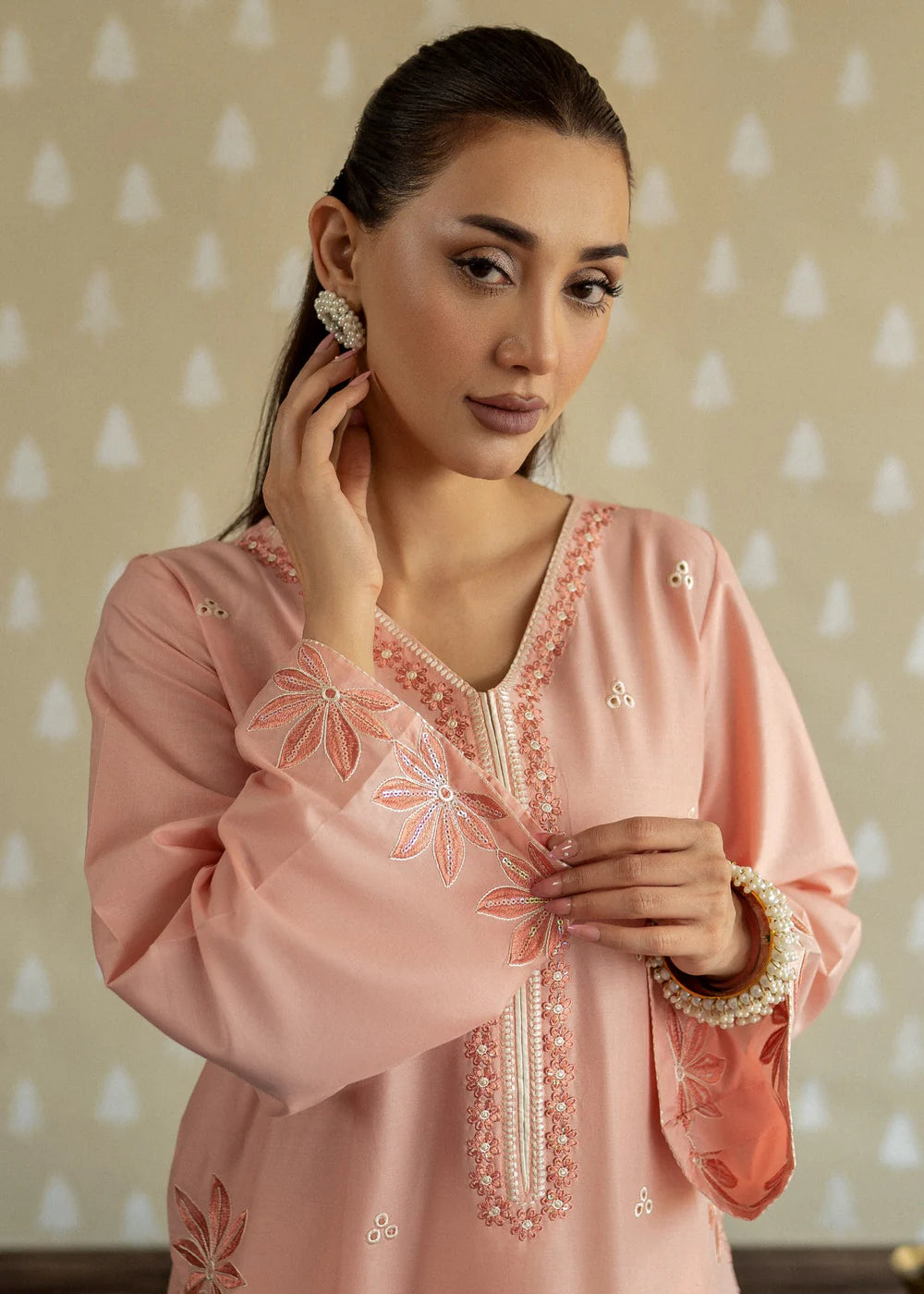 Mahnoor 2 Pc Stitched
