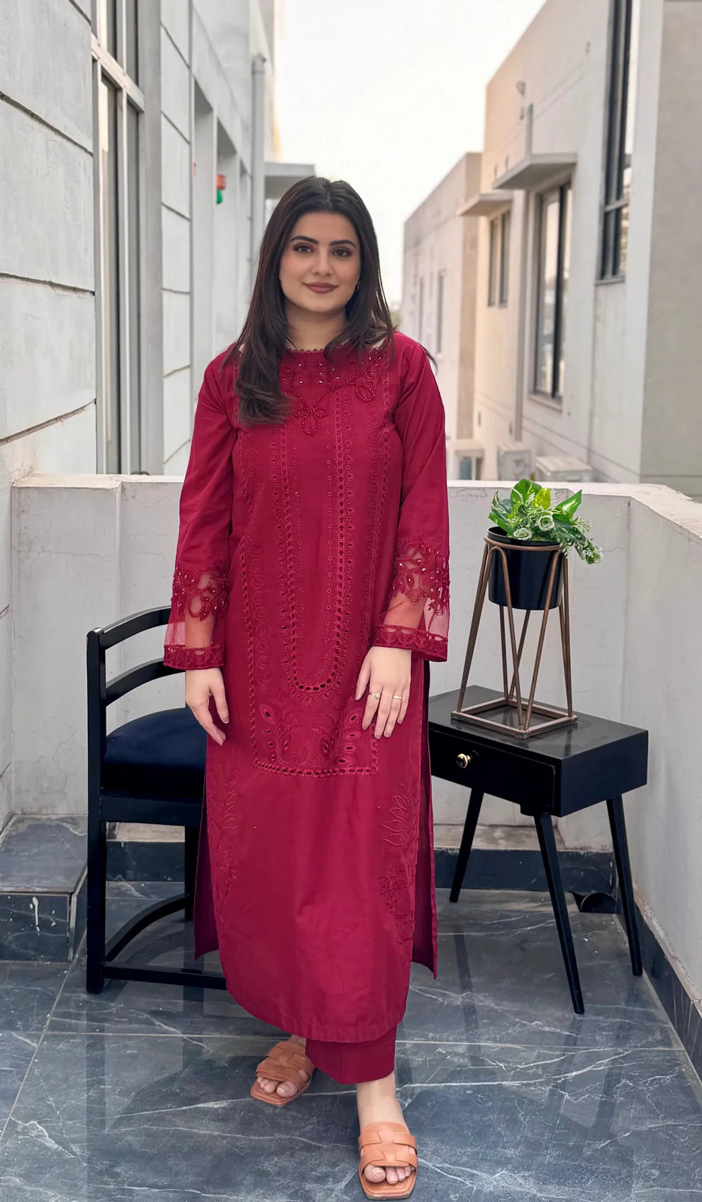 Sf 390 lawn chikankari