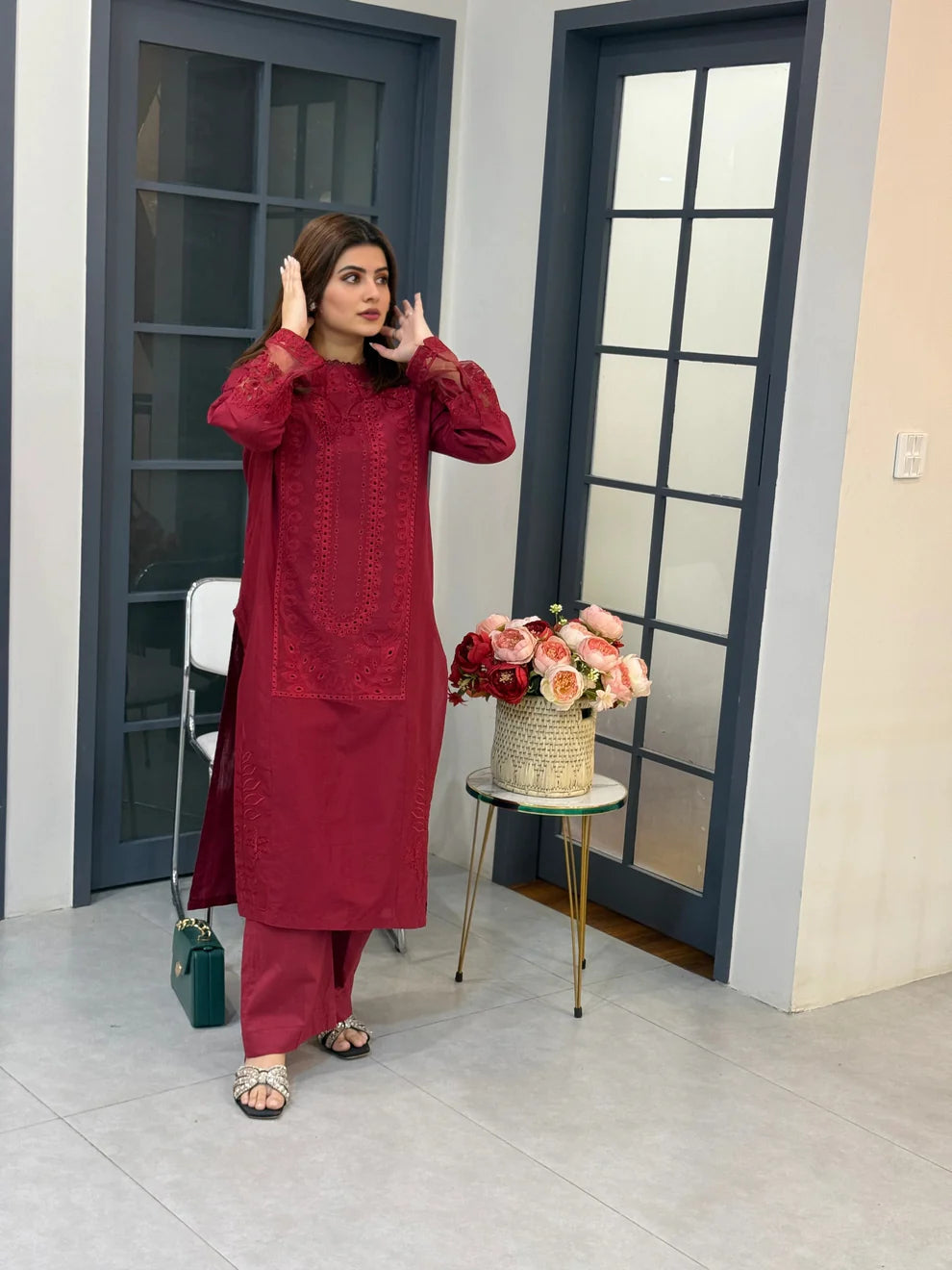 Sf 390 lawn chikankari