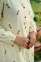 Noor 2 Pc Cord Set