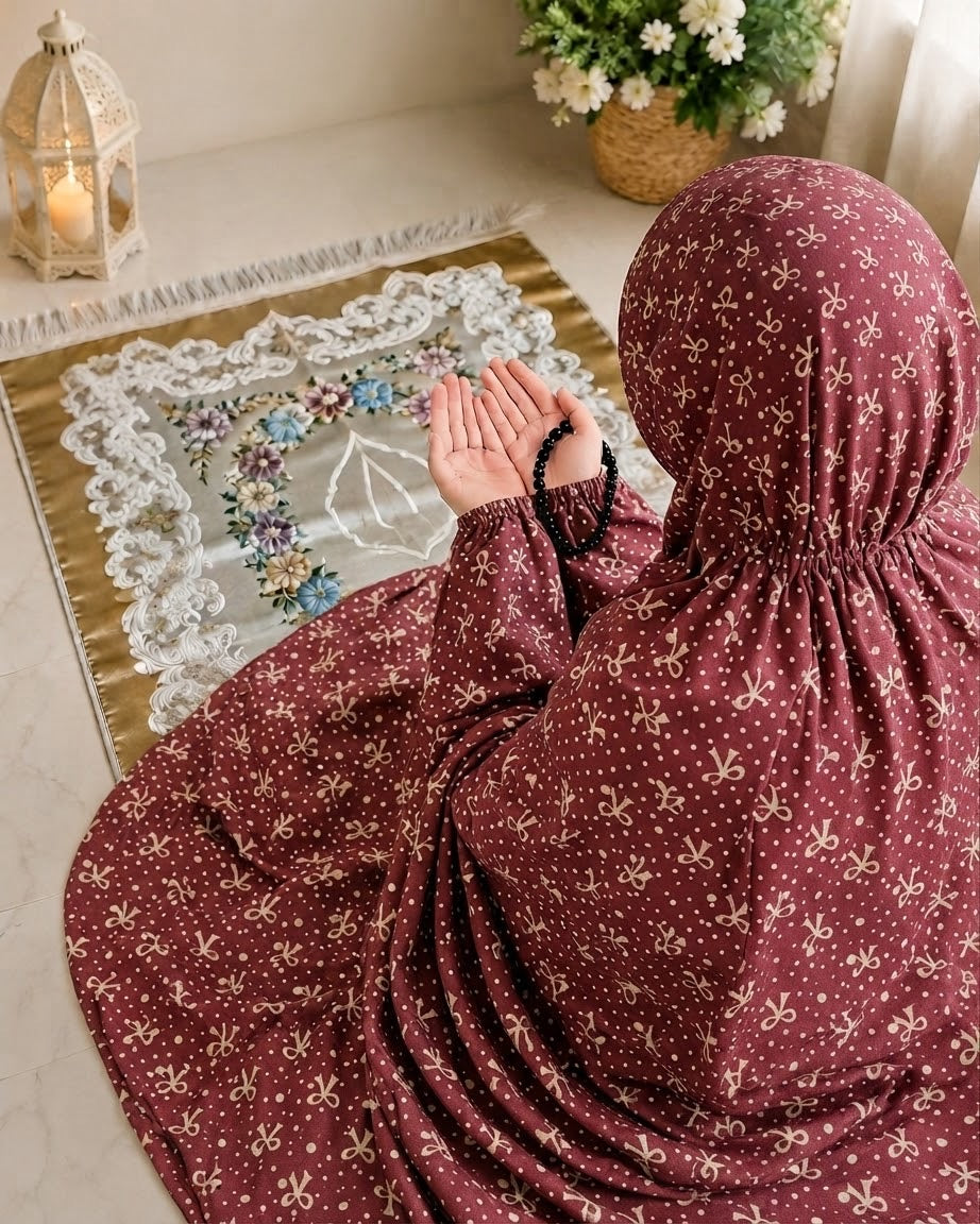 Printed Namaz Chaddar With Sleeves And Naqab 110