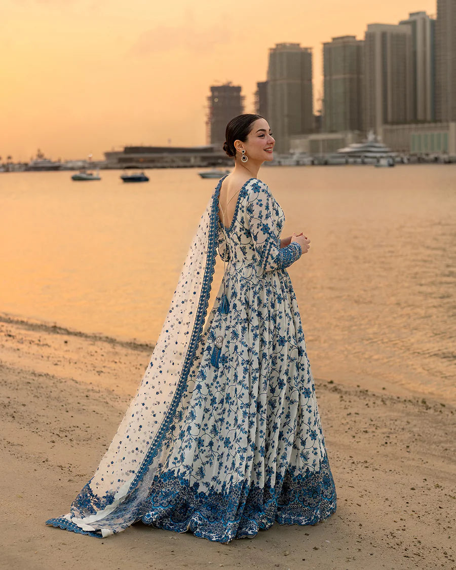 Jehona 3 Pc Heavy Embroidery Stitched