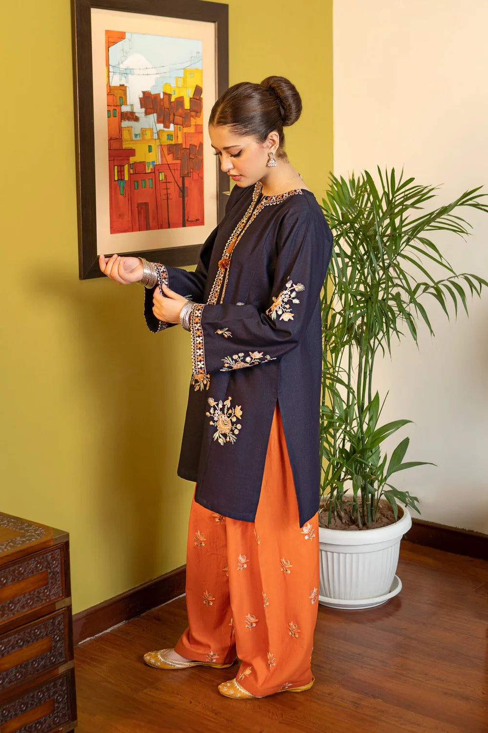 Hoor 2 Pc Stitched