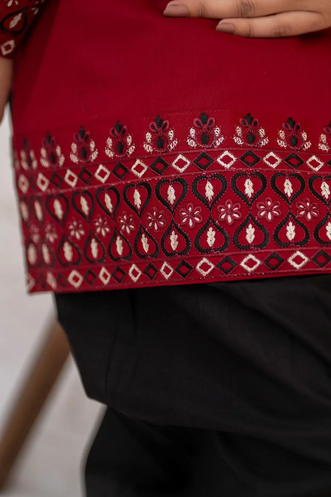 Anaya 2 Pc Stitched