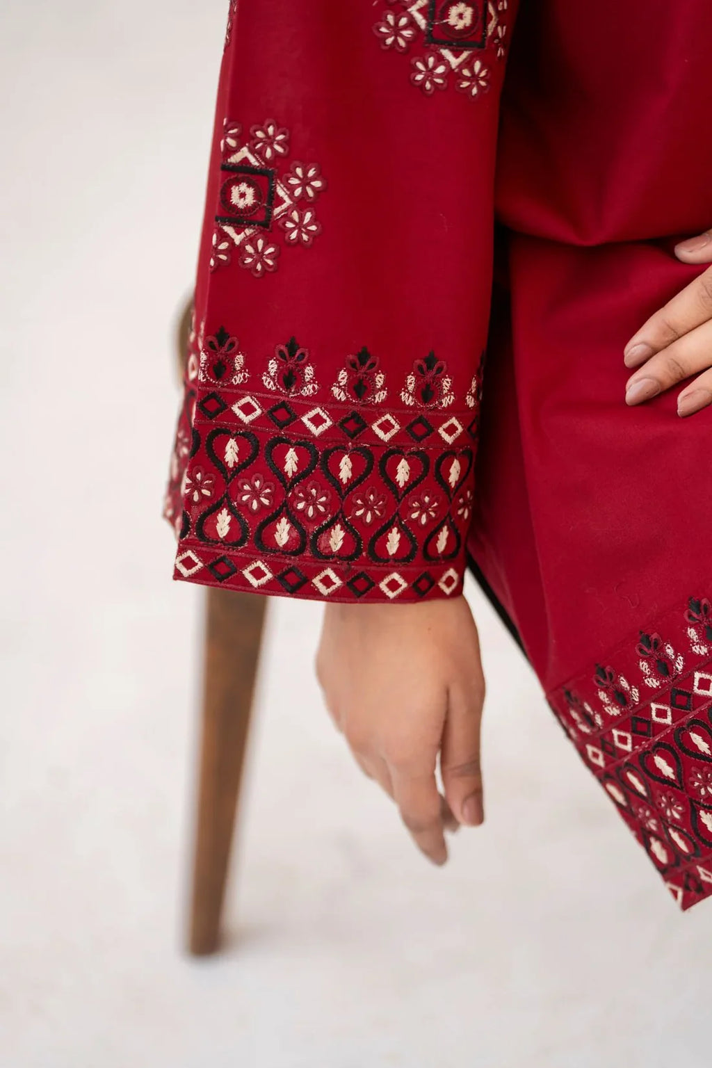 Anaya 2 Pc Stitched
