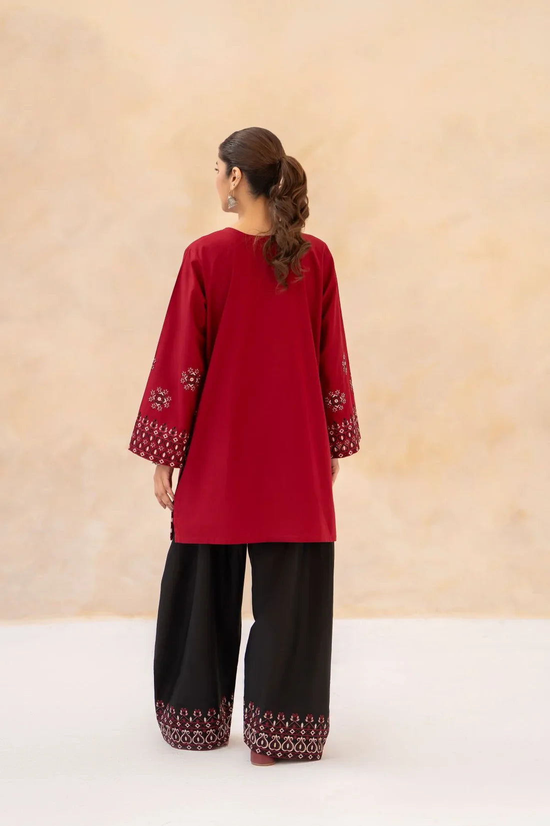 Anaya 2 Pc Stitched