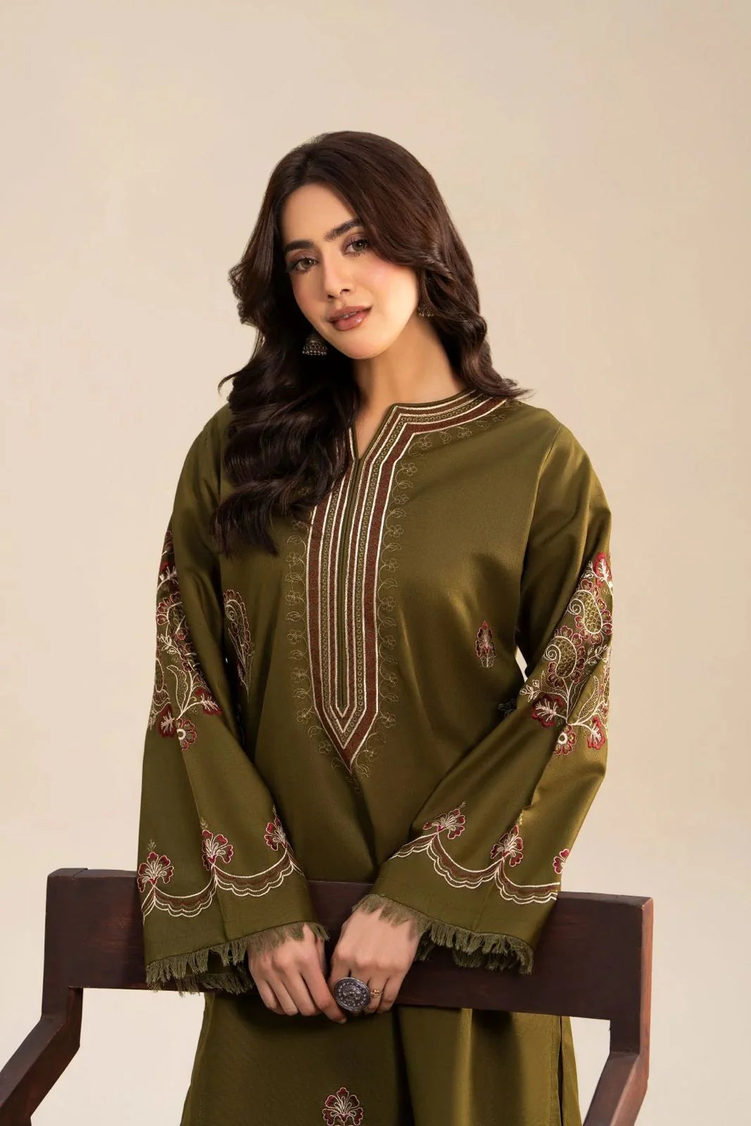 Zarnish 2 Pc Stitched